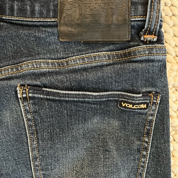 4 pairs,  Vorta Slim fit 30x30. Like new. 4 for $80 or 2 for $50. - Picture 4 of 5